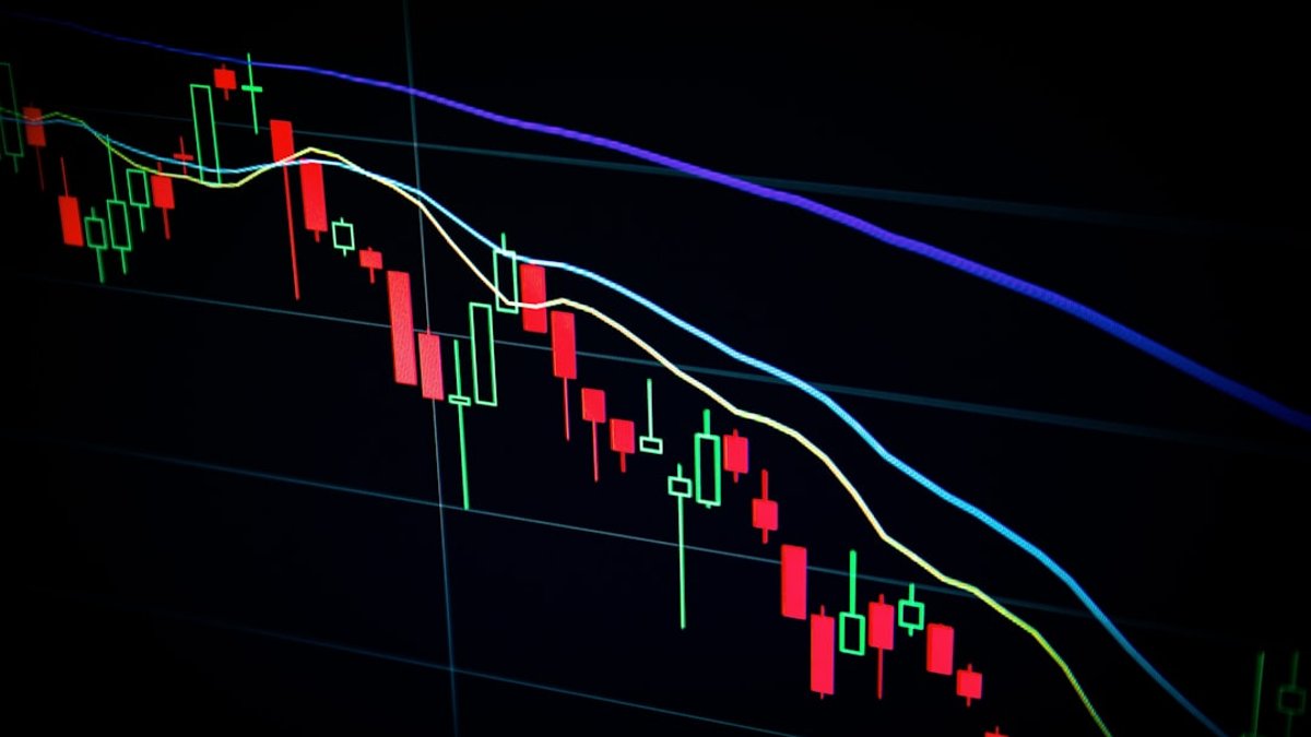 下落していく株価チャート